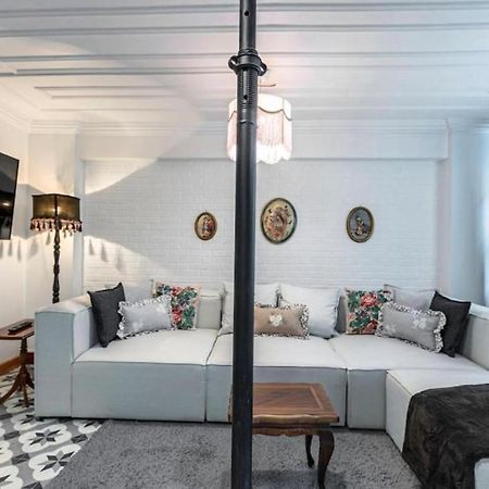 Historical 4-Br Home Steps From Besiktas Stadium & Bosphorus Views - Prime Nisantasi Location! Стамбул Екстер'єр фото