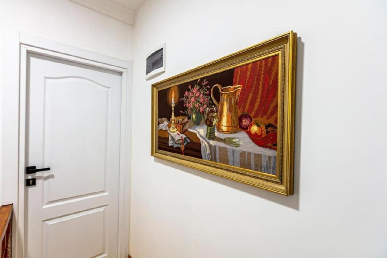 Historical 4-Br Home Steps From Besiktas Stadium & Bosphorus Views - Prime Nisantasi Location! Стамбул Екстер'єр фото